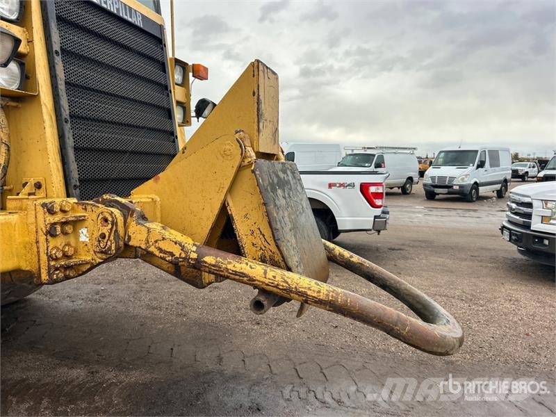 CAT 627F Schaber