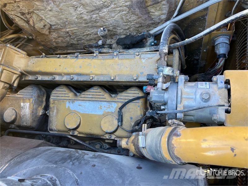 CAT 627F Скрепери