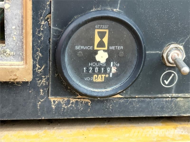 CAT 627F Schaber