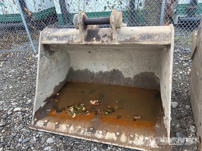 CAT 64 in Q/C Cleanup Excavator Bucket - Fits Cat 320 Žlice