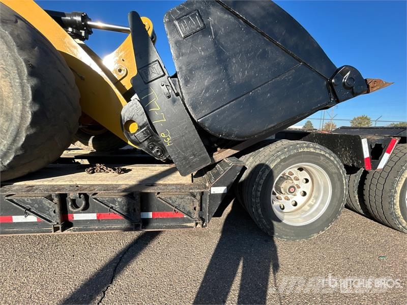 CAT 72 in Wheel Loader Forks 叉子