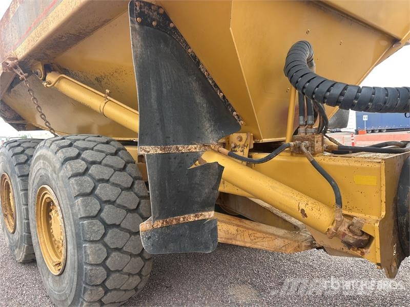 CAT 730 Zglobni damperi