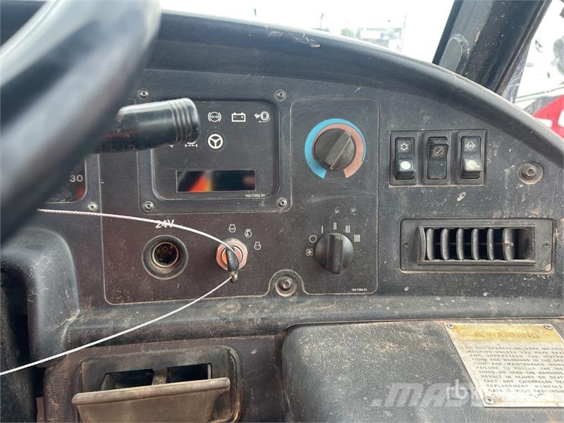 CAT 730 Zglobni damperi