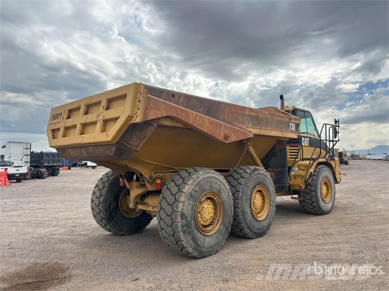 CAT 730 Zglobni damperi