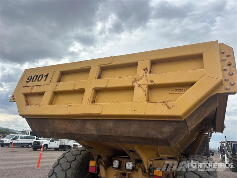 CAT 730 Zglobni damperi