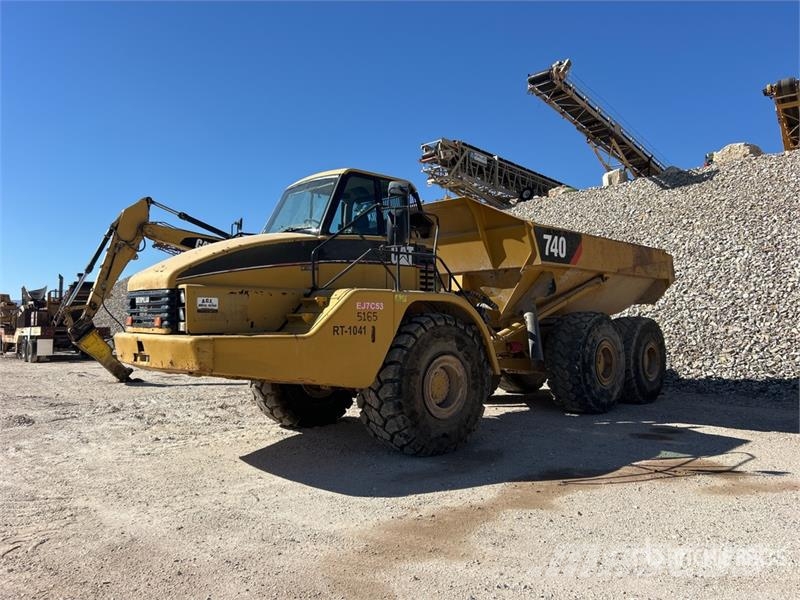 CAT 740 연결식 홀러