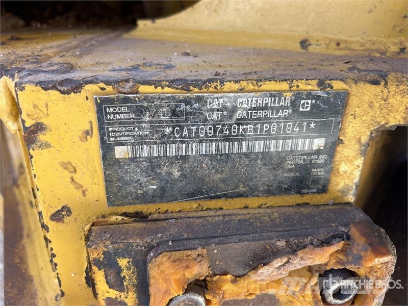 CAT 740 연결식 홀러