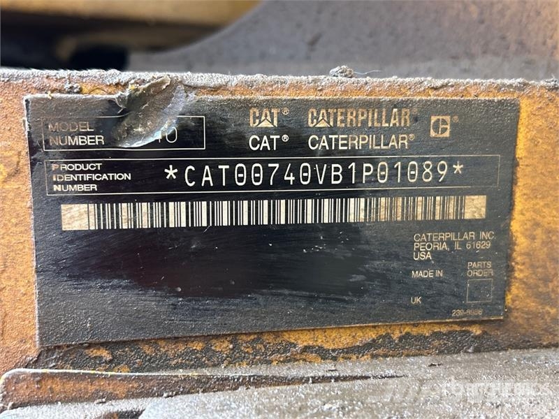 CAT 740 Csuklósdömperek