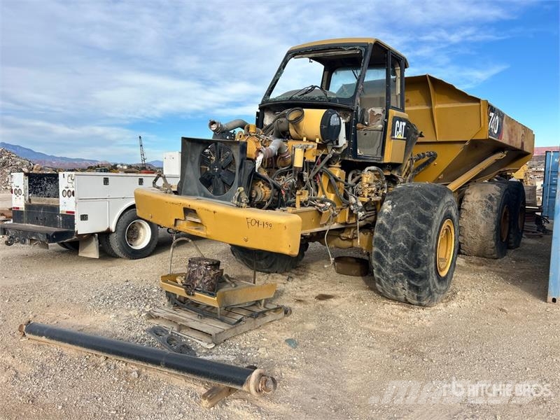 CAT 740 Csuklósdömperek