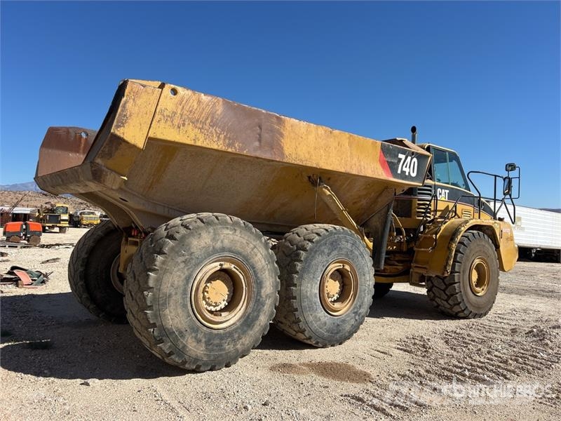 CAT 740 연결식 홀러