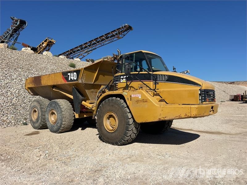 CAT 740 연결식 홀러