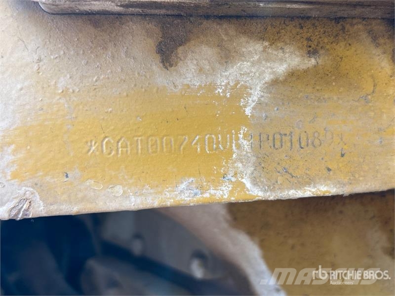 CAT 740 Csuklósdömperek