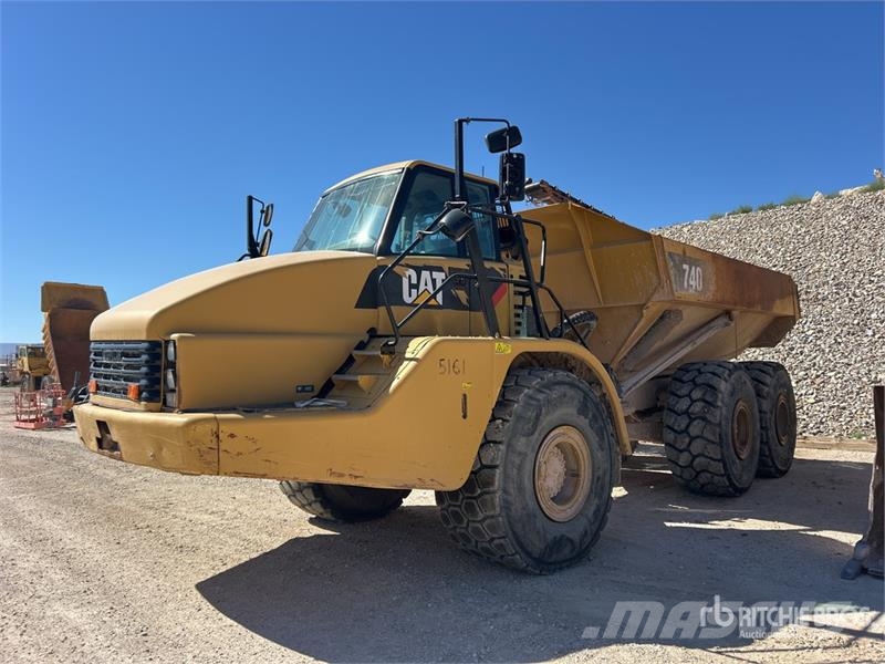 CAT 740 연결식 홀러