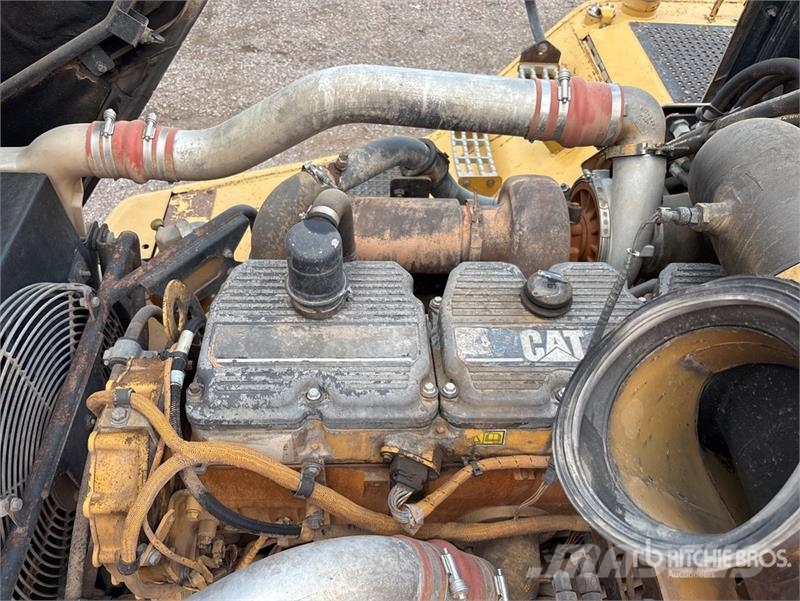 CAT 740 Articulated Water Truck Autocisterne