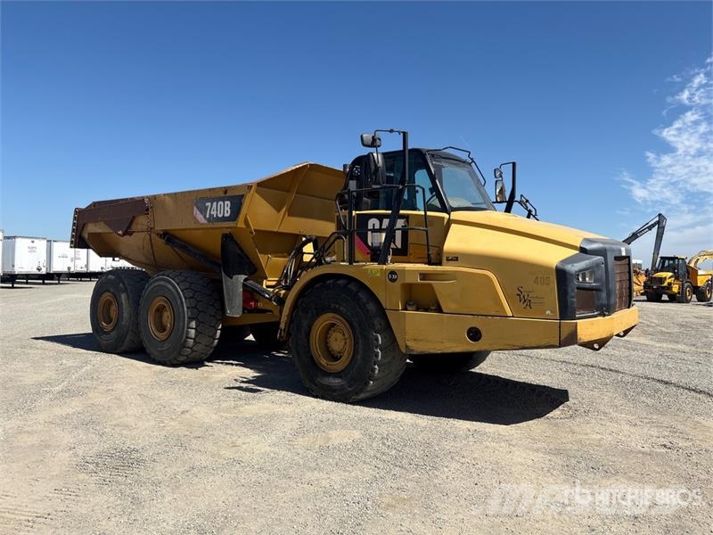CAT 740B Artikulētie pašizgāzēji