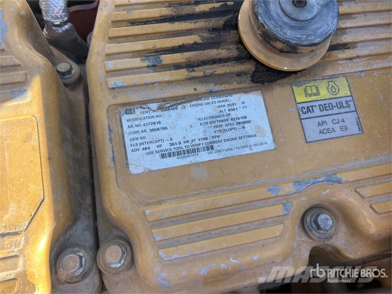 CAT 740B 6x6 Articulated Water Truck Kamioni za vodu