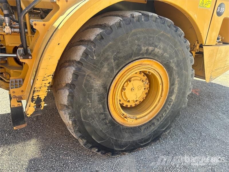 CAT 740B Articulated Dump Truck Zglobni demperji