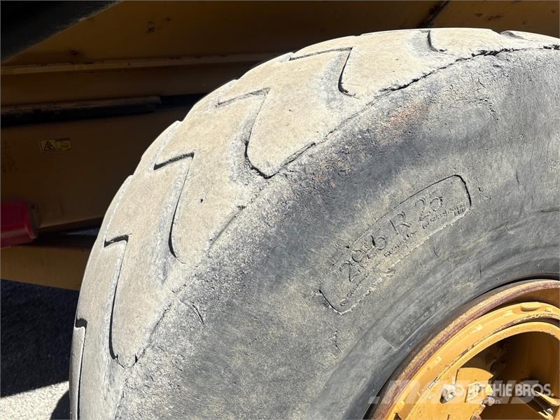 CAT 740B Articulated Dump Truck Zglobni demperji