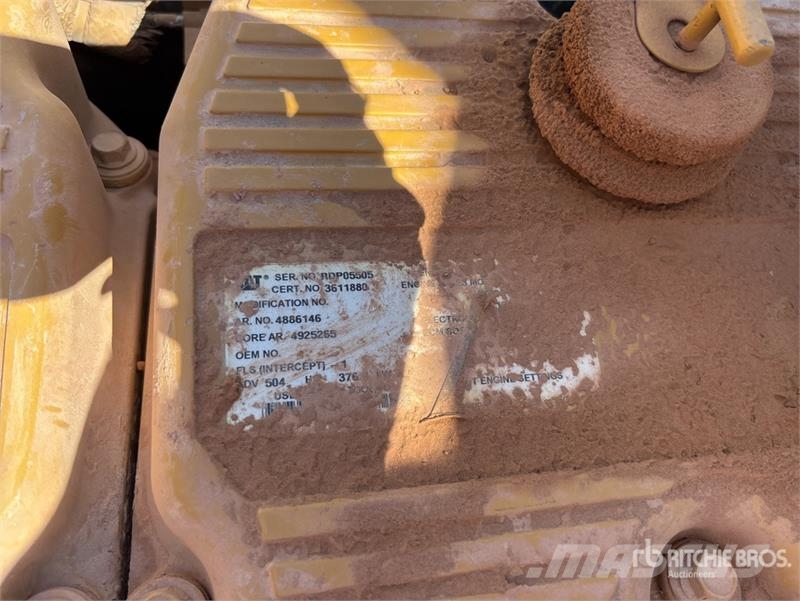 CAT 745 Articulated Dump Truck Camiones articulados