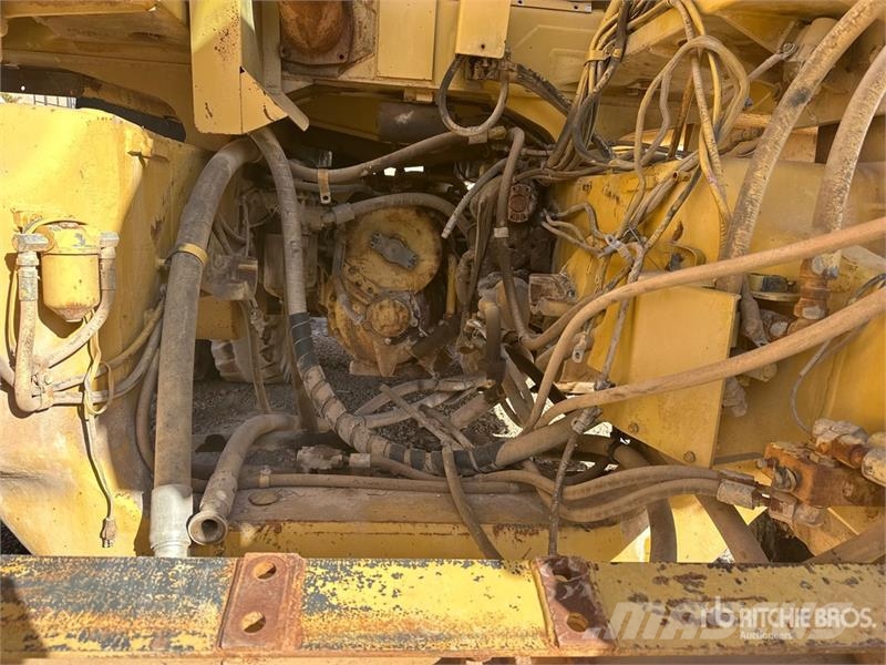 CAT 769C 鉸接式起吊車