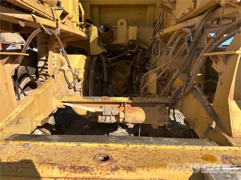 CAT 769C 鉸接式起吊車