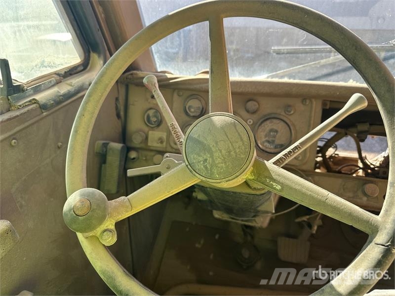CAT 769C 鉸接式起吊車