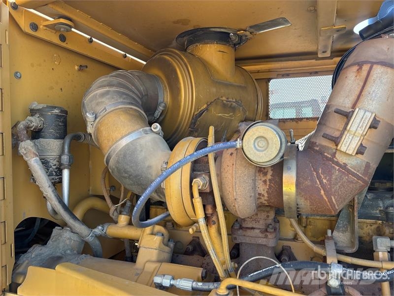 CAT 815F2 Soil Compactor Kompaktorji tal