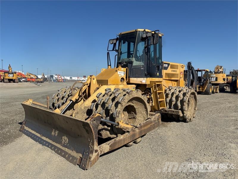 CAT 815F2 Soil Compactor Kompaktorji tal