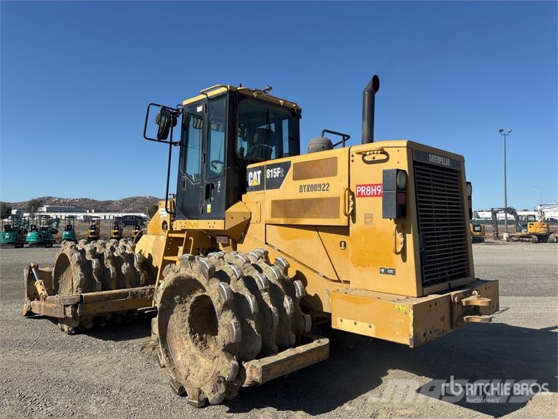 CAT 815F2 Soil Compactor Kompaktorji tal