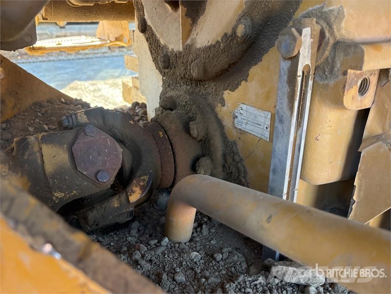 CAT 815F2 Soil Compactor Kompaktorji tal