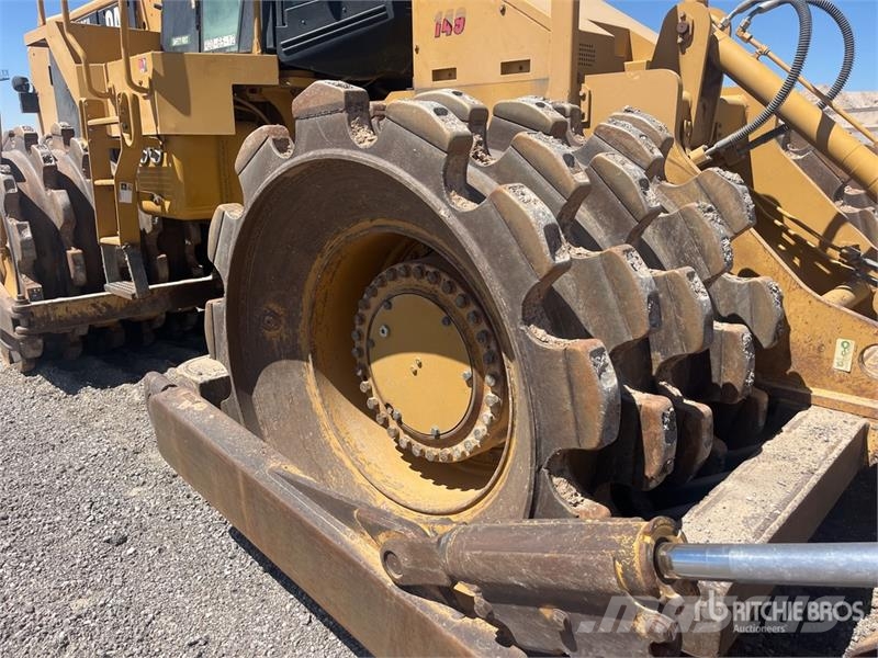 CAT 825H Soil Compactor Zemin sıkıştırma makineleri