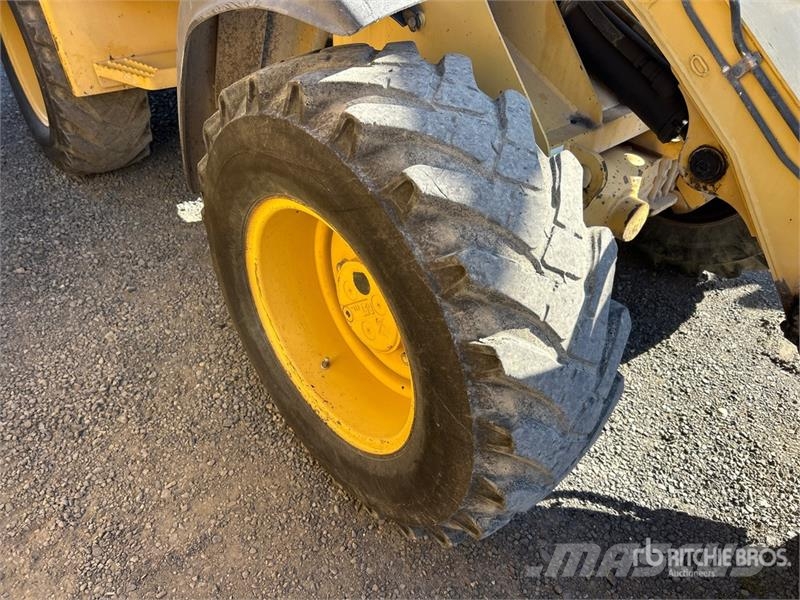 CAT 906 Pale gommate