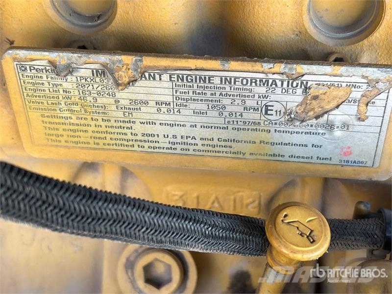 CAT 906 Pale gommate