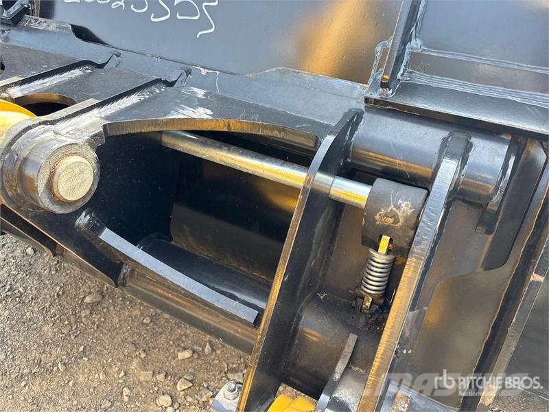 CAT 908M Wheel Loader Gumikerekes homlokrakodók