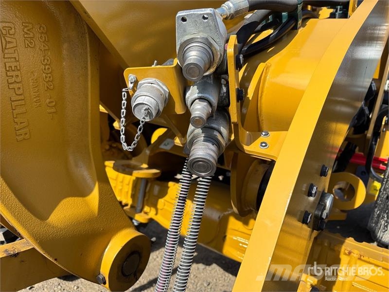 CAT 908M Wheel Loader Gumikerekes homlokrakodók