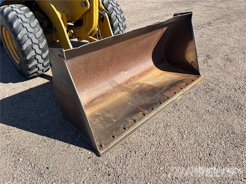 CAT 908M Wheel Loader Naudoti ratiniai krautuvai