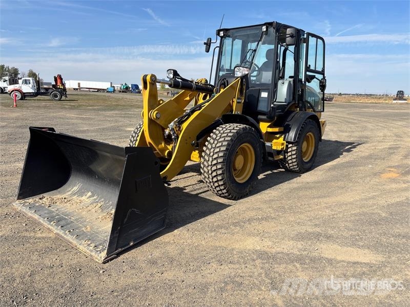CAT 908M Wheel Loader Gumikerekes homlokrakodók