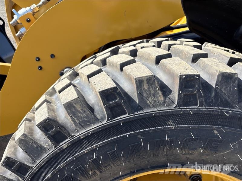 CAT 908M Wheel Loader Gumikerekes homlokrakodók