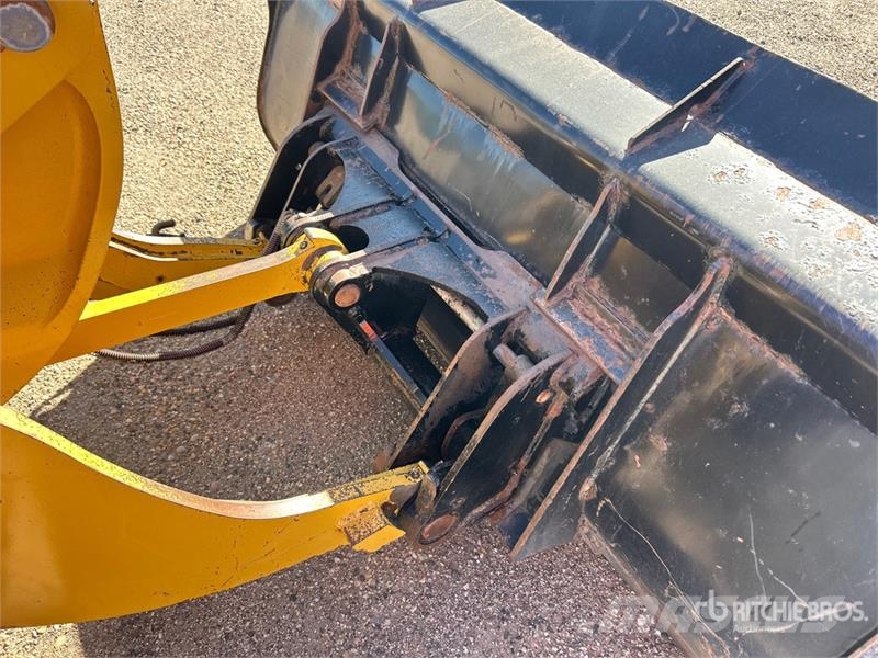 CAT 908M Wheel Loader Naudoti ratiniai krautuvai