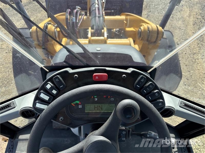 CAT 908M Wheel Loader Gumikerekes homlokrakodók