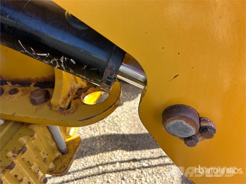 CAT 908M Wheel Loader Naudoti ratiniai krautuvai