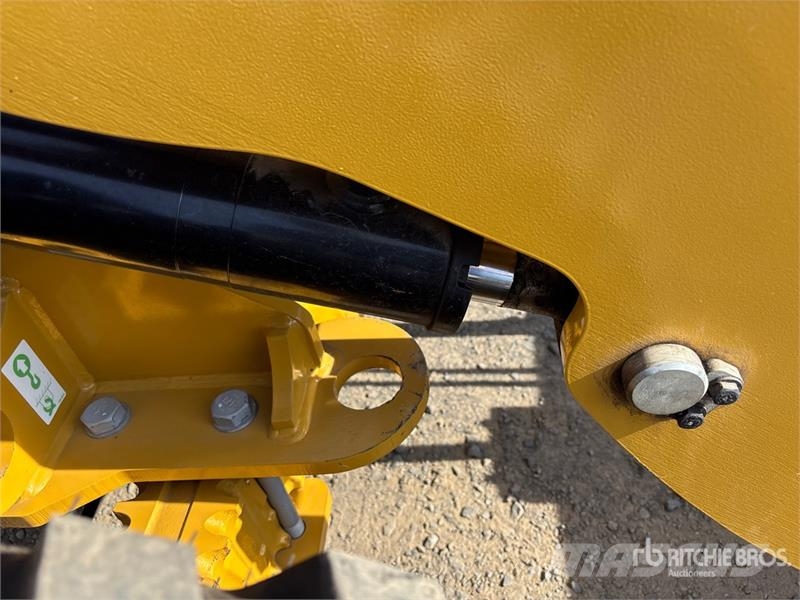 CAT 908M Wheel Loader Gumikerekes homlokrakodók