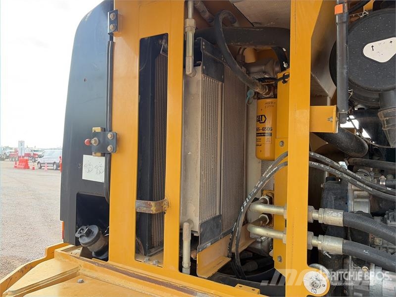 CAT 924GZ Kolesni nakladalci