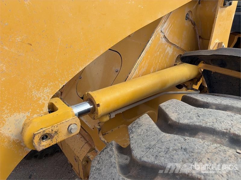 CAT 924GZ Kolesni nakladalci