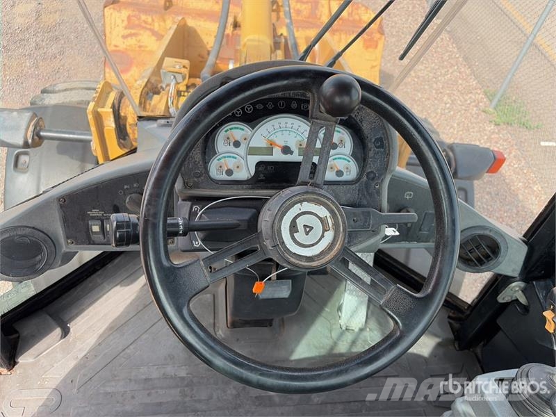 CAT 924GZ Kolesni nakladalci