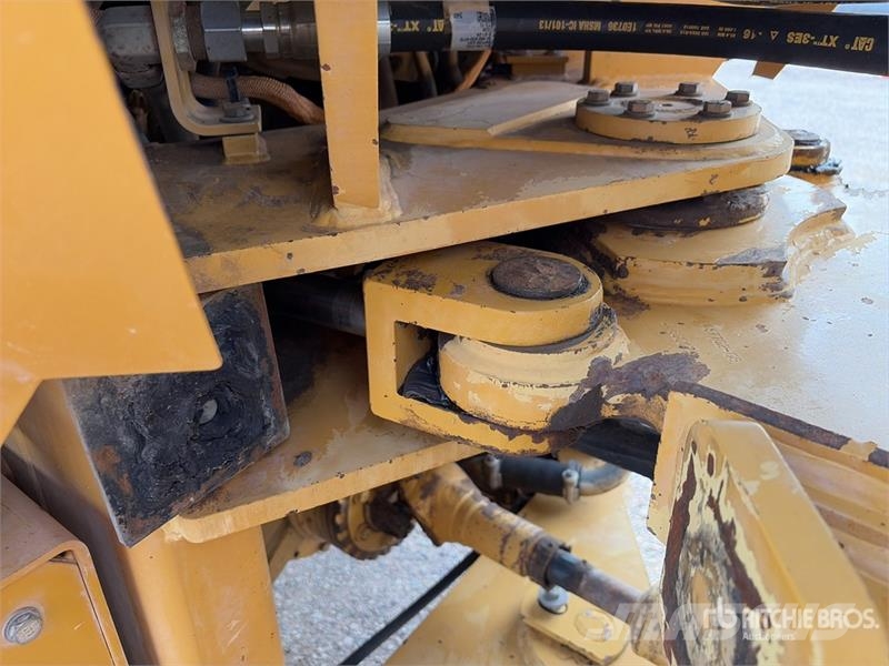 CAT 924GZ Kolesni nakladalci