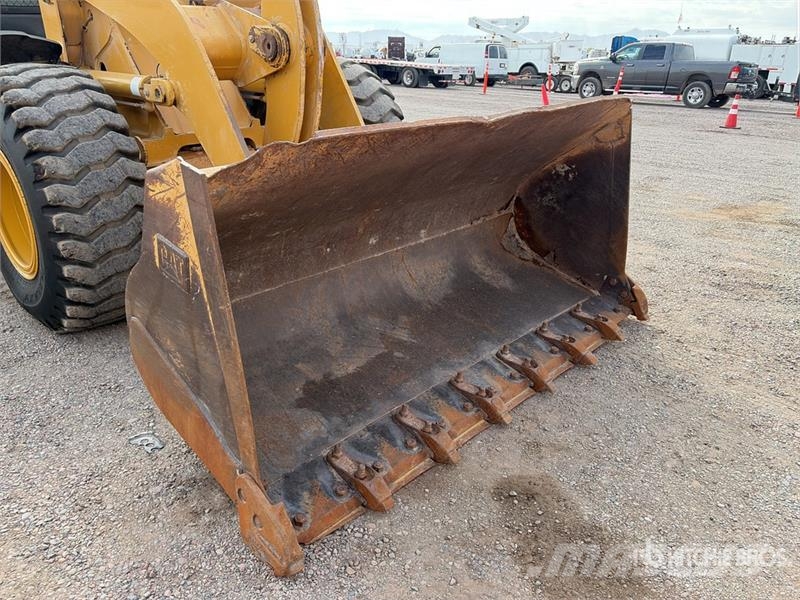CAT 924GZ Kolesni nakladalci