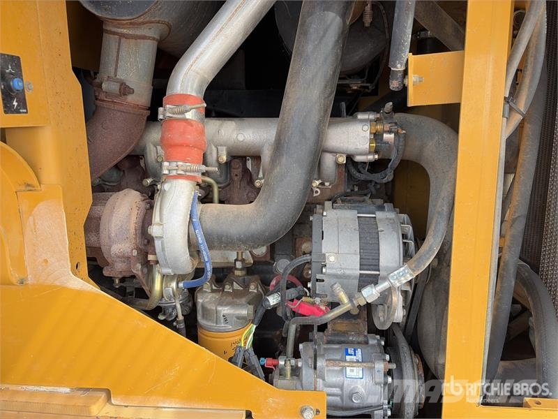 CAT 924GZ Kolesni nakladalci