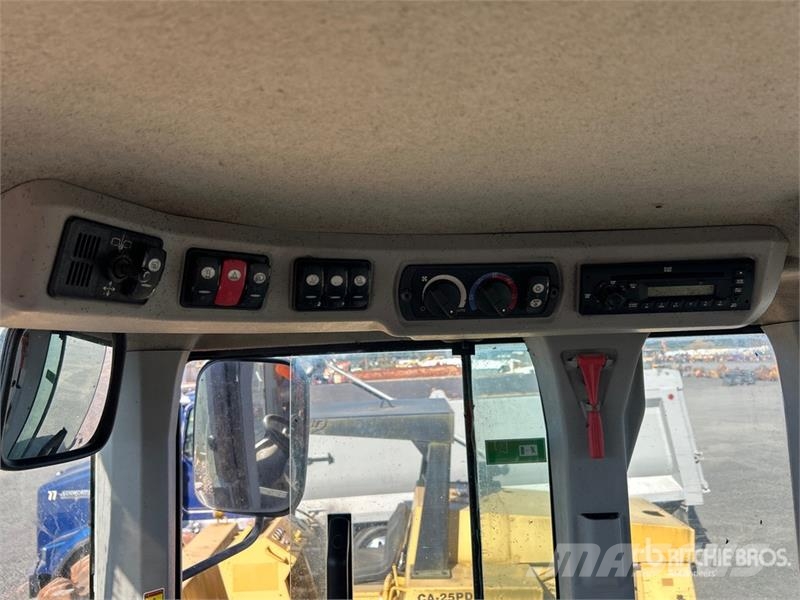 CAT 924K 휠로우더