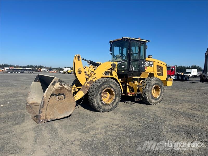 CAT 924K Pale gommate